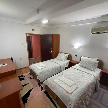 Hotel Square Skopje Ngoại thất bức ảnh