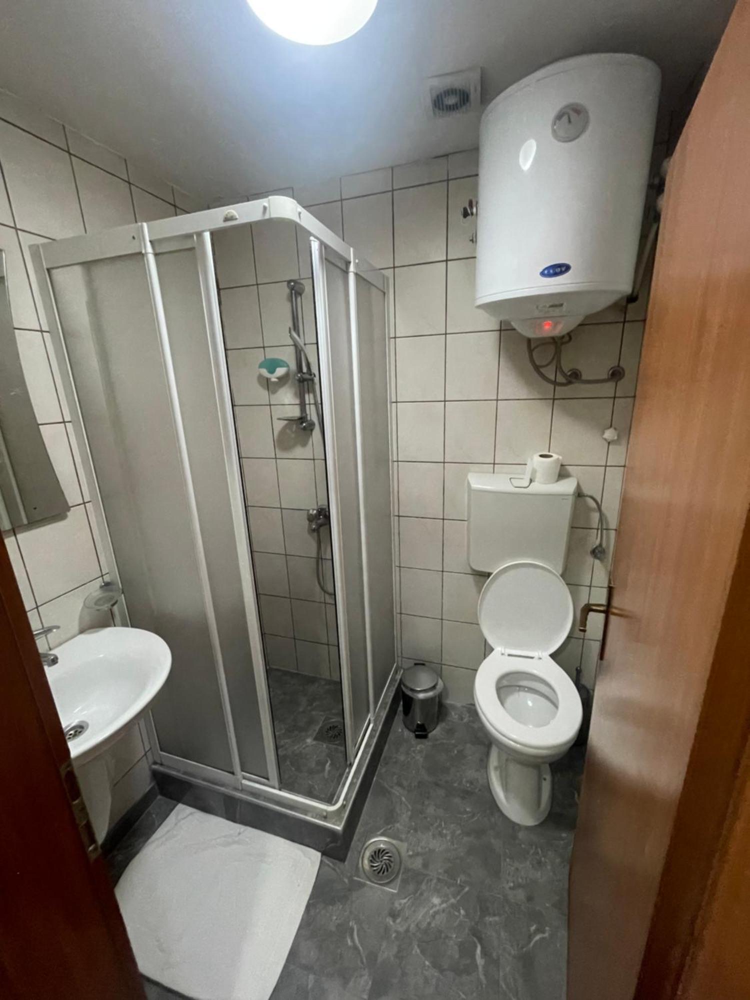 Hotel Square Skopje Ngoại thất bức ảnh