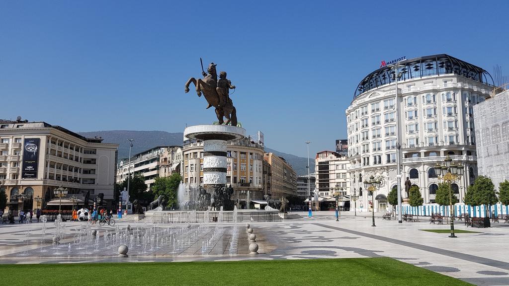 Hotel Square Skopje Ngoại thất bức ảnh