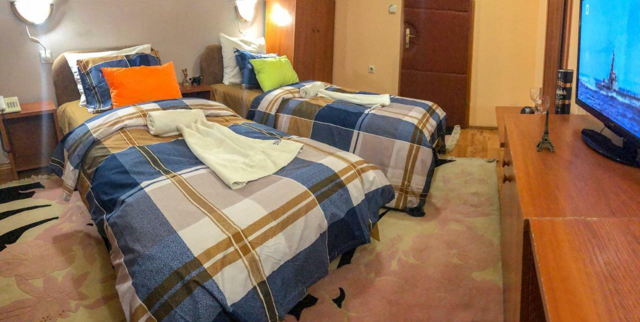 Hotel Square Skopje Ngoại thất bức ảnh