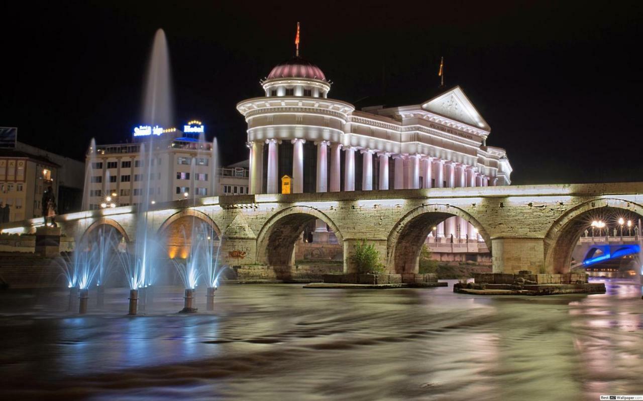 Hotel Square Skopje Ngoại thất bức ảnh