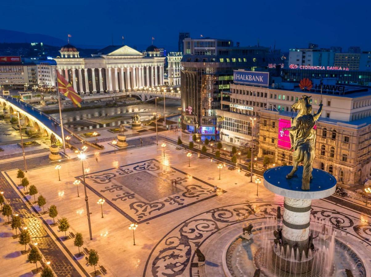 Hotel Square Skopje Ngoại thất bức ảnh